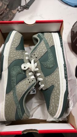 Brand new Nike dunks 3 pairs left
