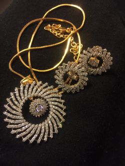 Necklace & Earings
