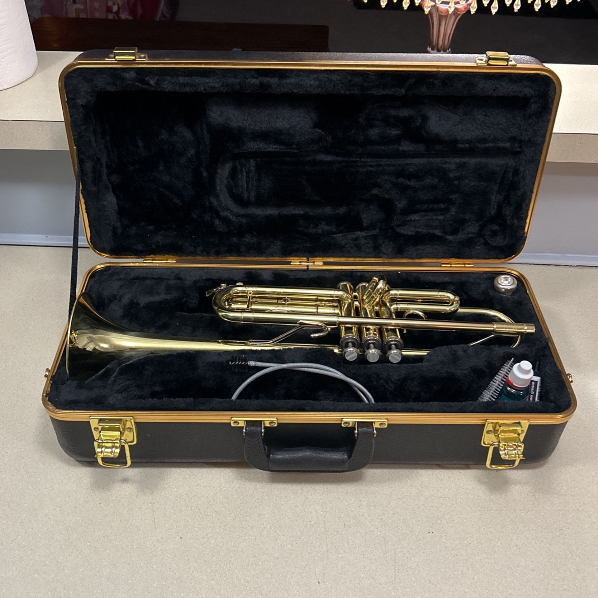Bach TR300H2 Trumpet