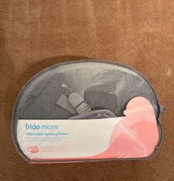New Spectra breast pump w/ other items