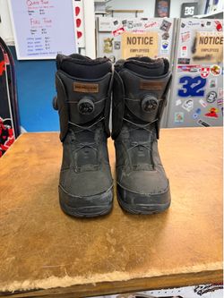 K2 double boa size 10.5 snowboard boots, certified with warranty located at Sin City Snowboards