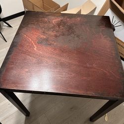Square dining table