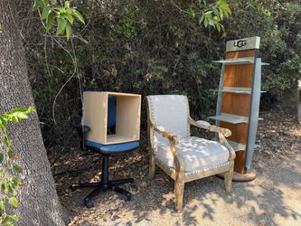 Free chairs, display and shelf