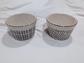 Thyme & table 2 piece set stoneware ramekins bowl