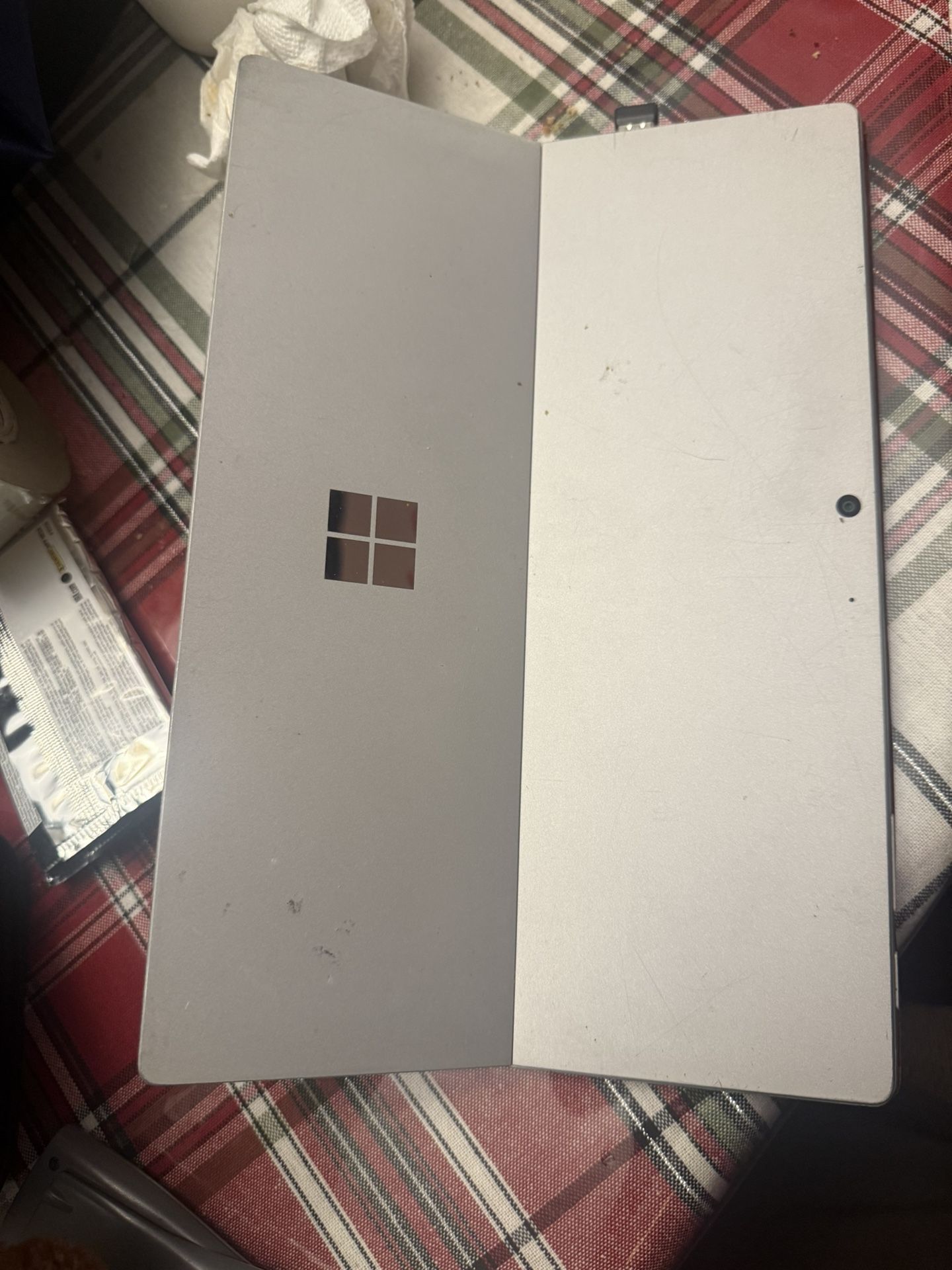 Microsoft Surface pro 7