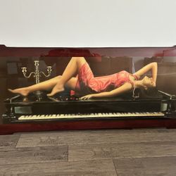 Wall Art “Piano Lady”