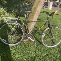 Specialized Hardrock Bike