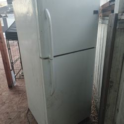 Fridge