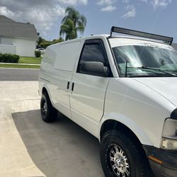 2005 Chevrolet Astro Van