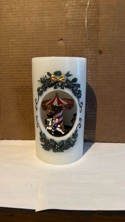 Valerie Parr Hill candle