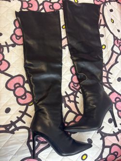 Botas Largas Size 6 1/2 $40