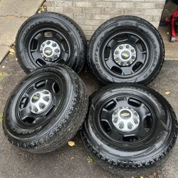 17” Chevy Silverado Wheels And Tires 8lug