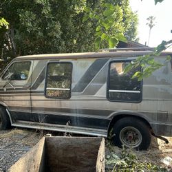 1977 Dodge B250 