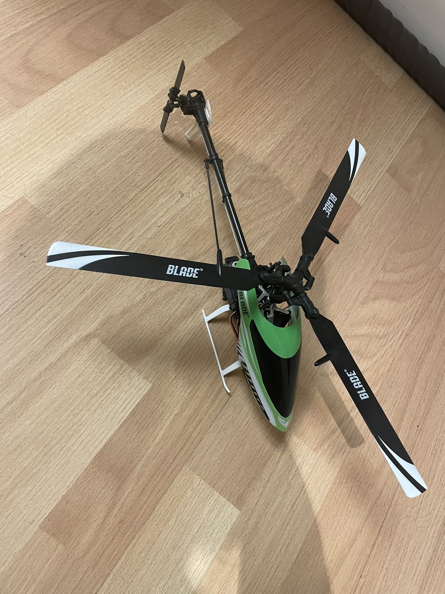 Eflite Horizon Hobby Triblade Blade 180 Cfx Helicopter Rc Heli UMX Plane Airplane