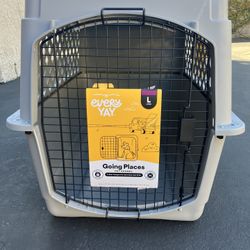 LARGE DOG KENNEL