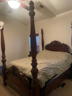 Bedroom set
