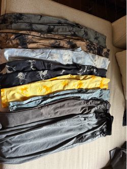 🏋️‍♀️ Women’s Size L Activewear Lot - Leggings, Sweatpants, & Gym Shorts!