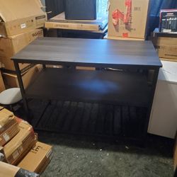 Kitchen Island With 3 Shelves