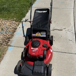 Troy bilt Self propelled lawnmower 