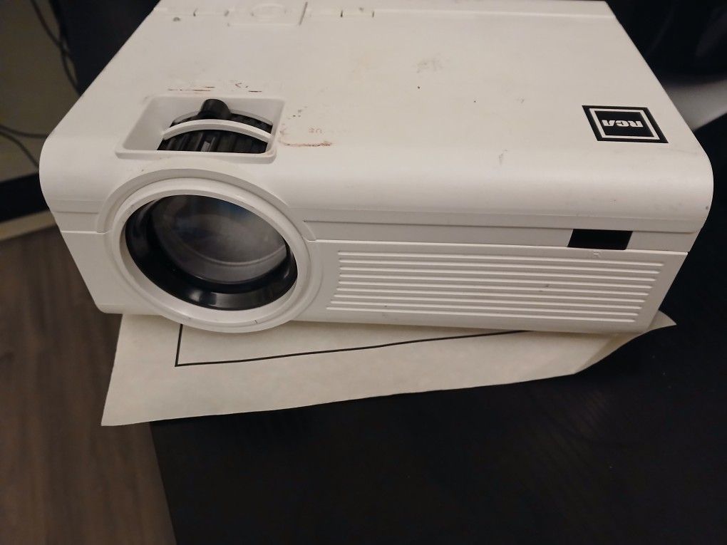 White Projector 