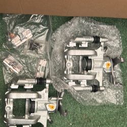 Rear Left & Right Brake Caliper Assembly Fit for Buick for Encore *Description for Make*