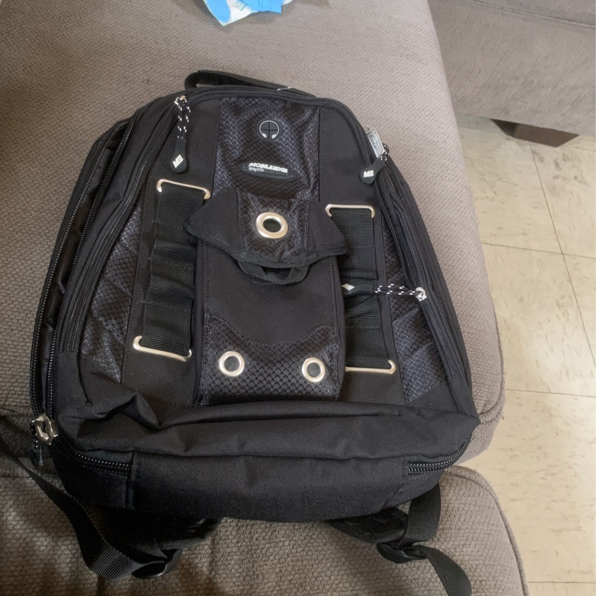 MOBILEEDGE LAPTOP BACKPACK