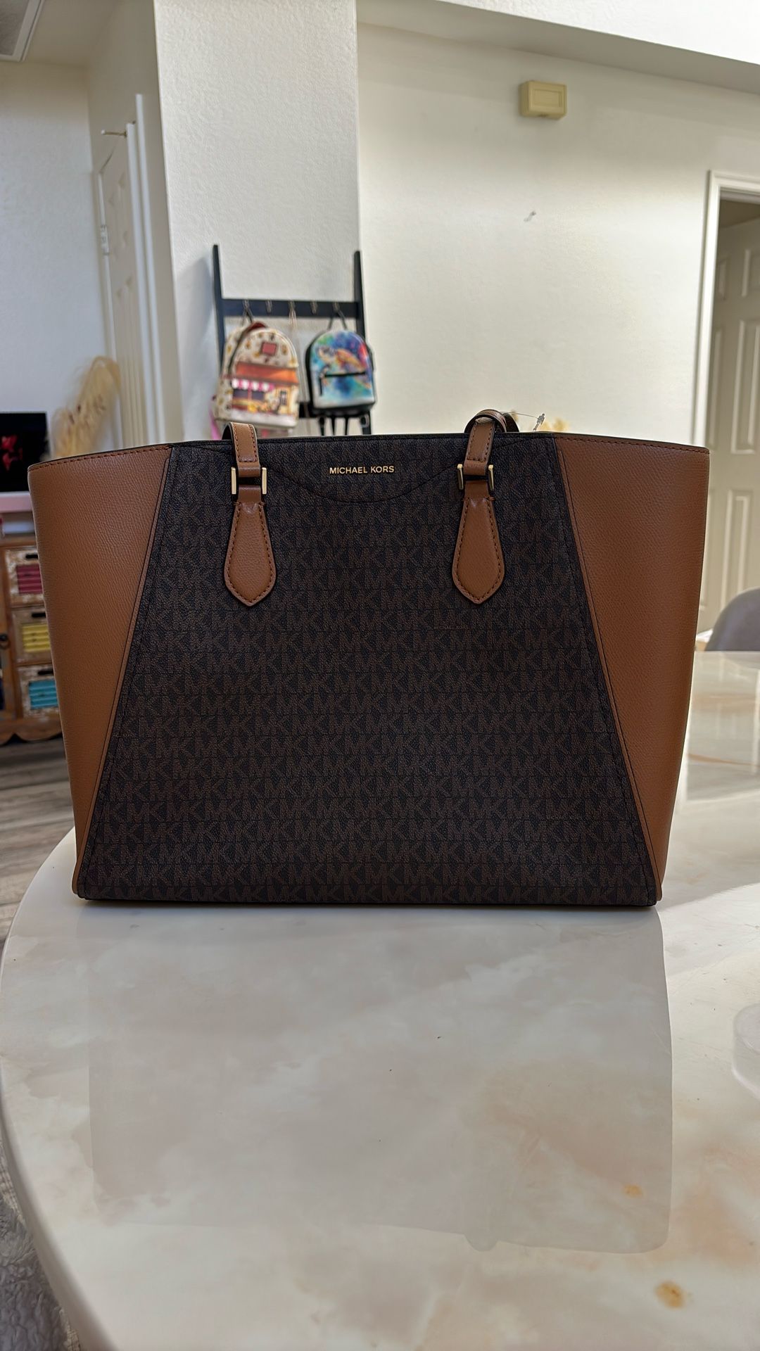 Micheal Kors Bag