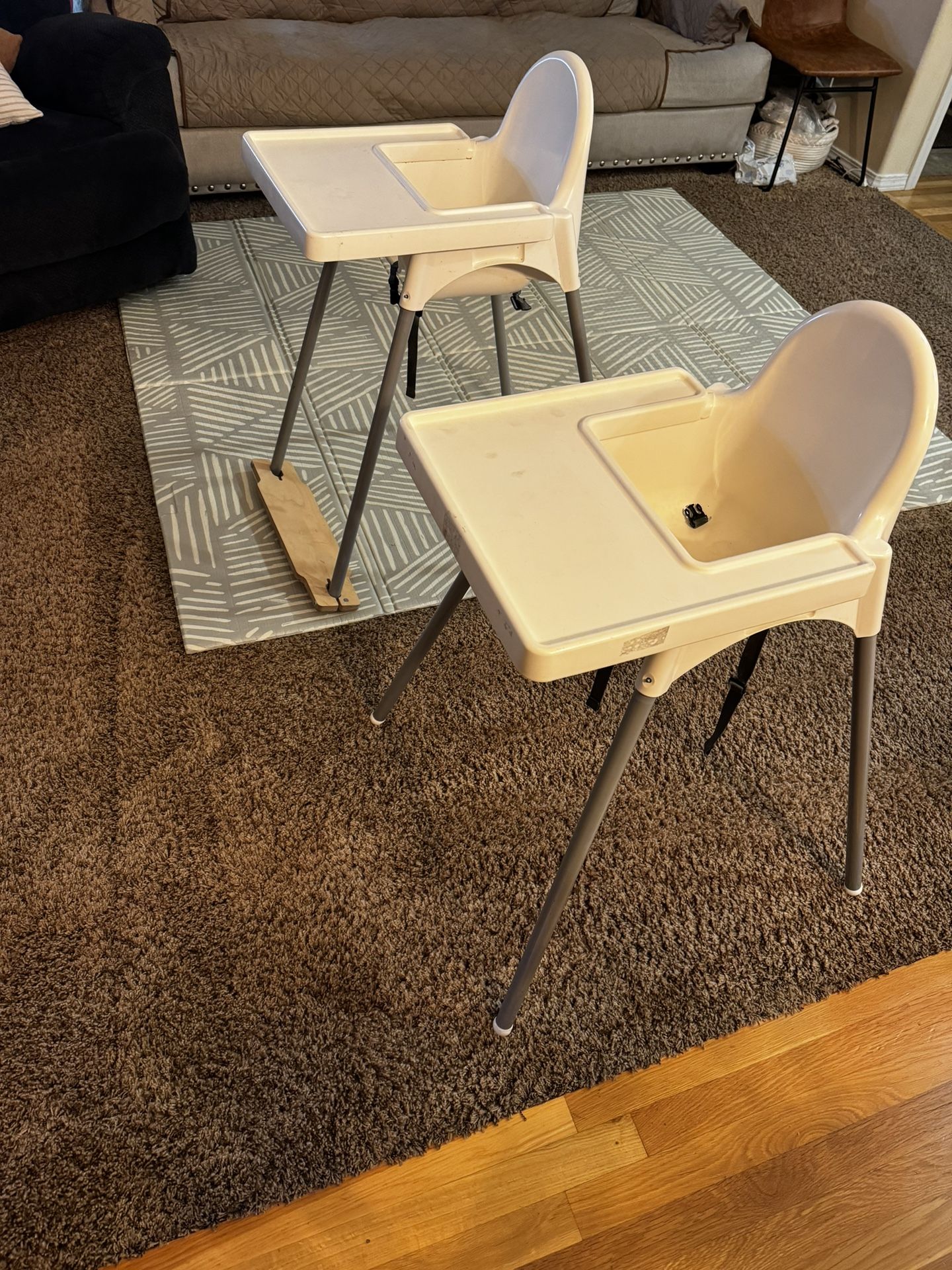 2 White High Chairs (Free)