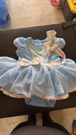 Disney Cinderella dress 6-9 months
