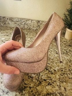 Gold glitter prom shoes