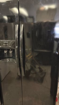 Black side-by-side