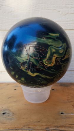 Blade Reactive Bowling Ball