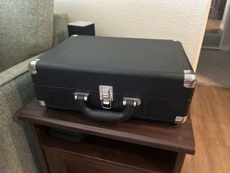 Victrola suitcase record player