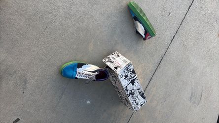 Vans size 10 marvel avengers shoes