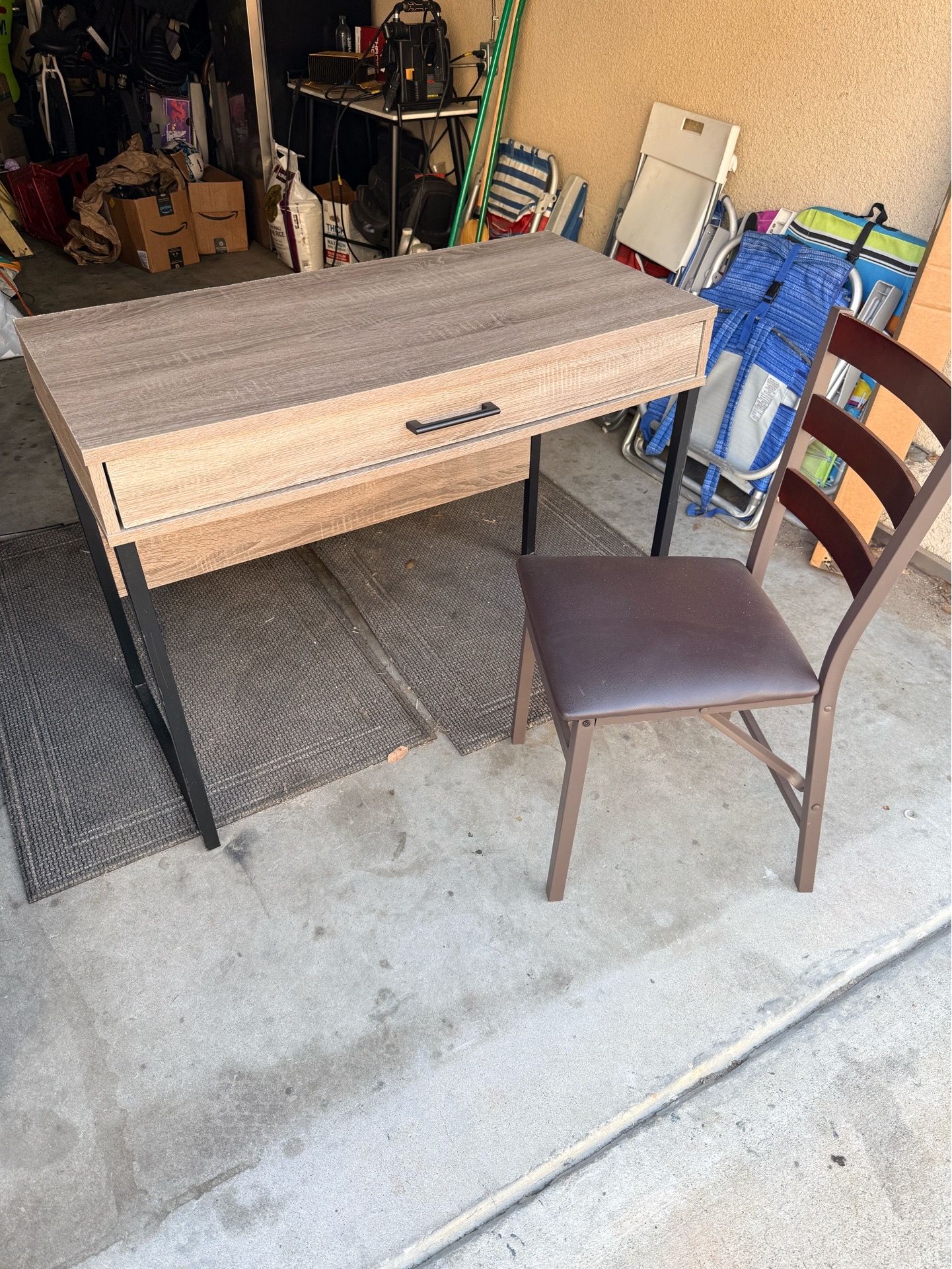 Nice wood desk and chair combo