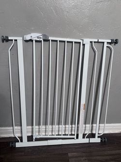 Baby gate