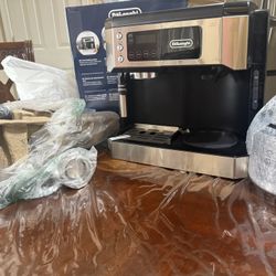 De’Longhi Coffee Maker And Espresso Machine 