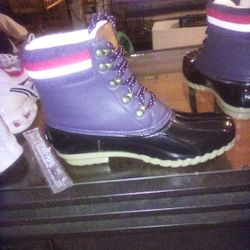 Brand New Women's Nautica Boots