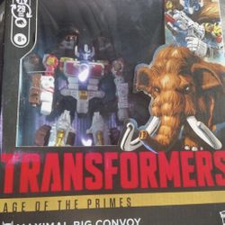 NEW: Maximal Big Convoy - Transformers Age Of The Primes AOTP Leader Class