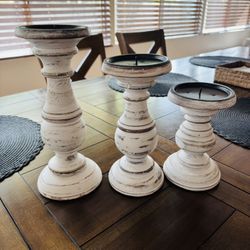 Set Of 3- Farmhouse Distressed Wood Candle Holders 