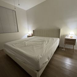 BED FRAME AND MATRESS