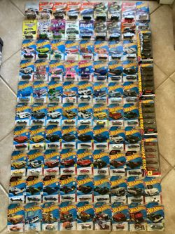 Hot Wheels Mainlines Treasure Hunt JDM Ferrari F1 Diecast Cars (Valencia) $5 + $8 Each One