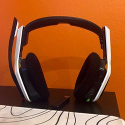 Astro A20 Headset Wireless Gen 2 Dongle Is Broken