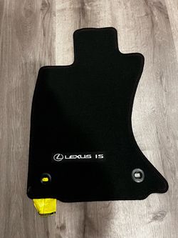 Brand new carpeted Oem Lexus is floor mats (2014-2021)