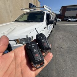 Llaves de autos / car keys and remotes