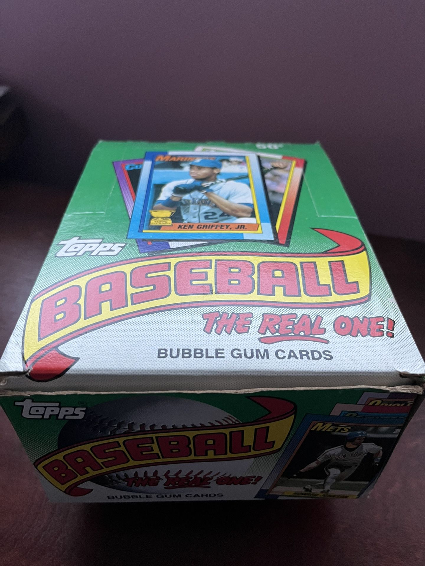 Topps 1990 Box of Baseball Bubblegum Cards