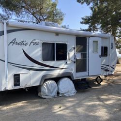 2007 Arctic Fox Trailer/Camper