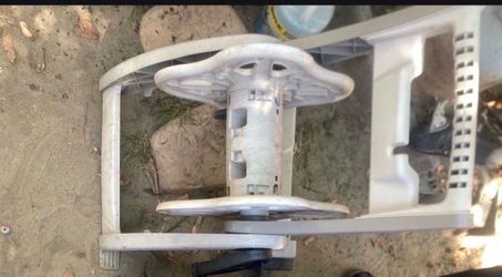 Holder for the water holes