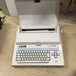 Vintage Smith Corona PWP Typewriter 