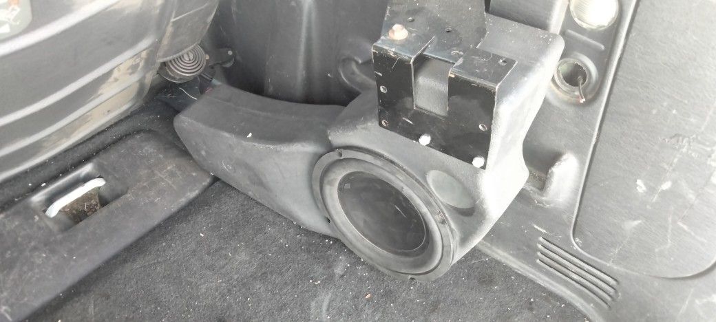 YES, IT'S AVAILABLE!!! OEM PT Cruiser Subwoofer